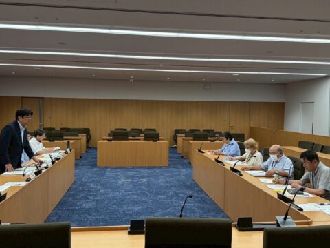生活困窮者が安心して暮らせる社会へ　生活と健康を守る会横浜市協議会と懇談