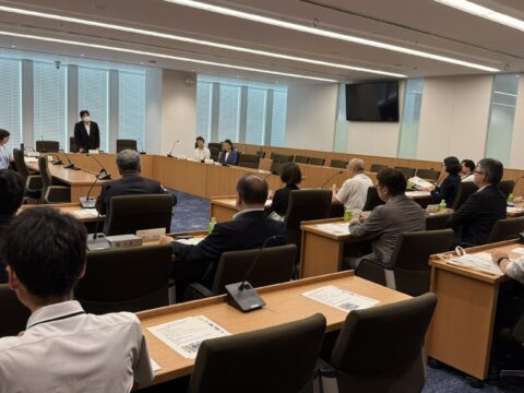 不登校の児童生徒にも健康診断を　医師会と懇談