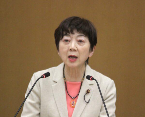 給食無償化は全額国費で　山下ふ頭は市民の財産、再開発は市民意見活かして