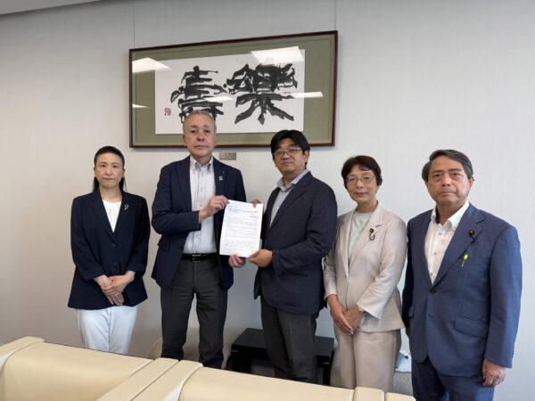 気候危機対策と酷暑から市民の命と健康を守る対策を求める申し入れ