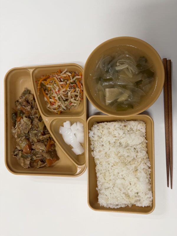 横浜市中学校給食・デリバリー給食を試食して